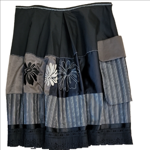 Spazio Moda Black Taupe Gray Patchwork Skirt Size 8 EUC